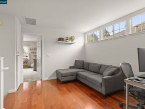 134 Caprice Circle, Hercules CA 94547