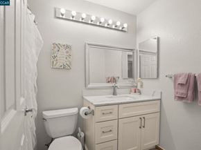 134 Caprice Circle, Hercules CA 94547