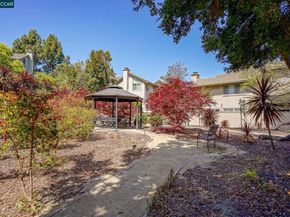 134 Caprice Circle, Hercules CA 94547