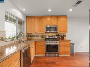 134 Caprice Circle, Hercules CA 94547