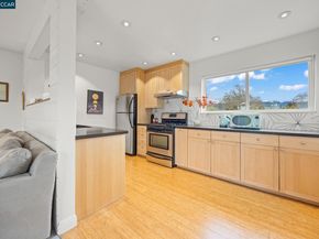 2327 10th Street 4, Berkeley CA 94710