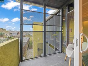 2327 10th Street 4, Berkeley CA 94710