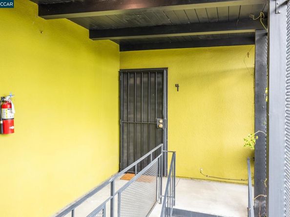2327 10th Street 4, Berkeley CA 94710