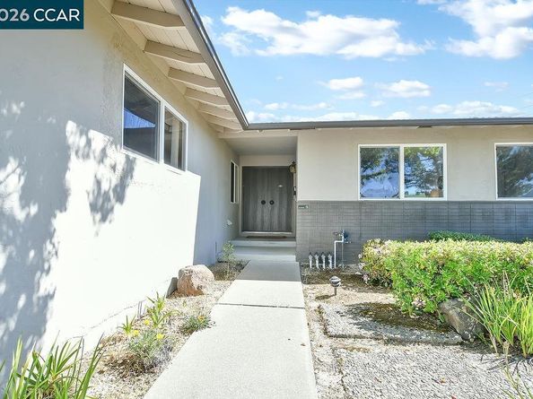 6 Windhaven Court, Pleasant Hill CA 94523