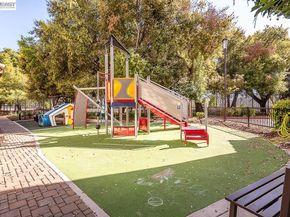 33479 Alvarado Niles Rd, Union City CA 94587