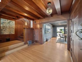 1122 Bay Street, Alameda CA 94501