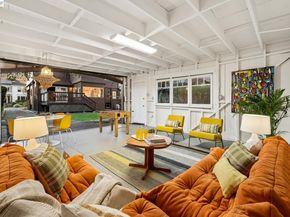 1122 Bay Street, Alameda CA 94501