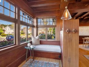 1122 Bay Street, Alameda CA 94501