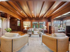 1122 Bay Street, Alameda CA 94501