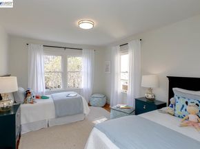 1321 Pearl St, Alameda CA 94501