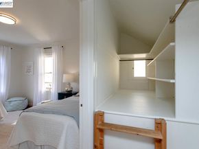 1321 Pearl St, Alameda CA 94501