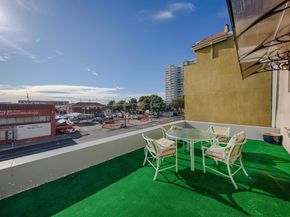 414 E 12Th St, Oakland CA 94606