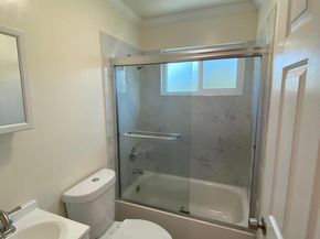 820 Island Dr, Alameda CA 94502