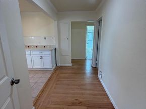 820 Island Dr, Alameda CA 94502