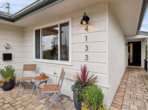 4133 Norton Ave, Oakland CA 94602
