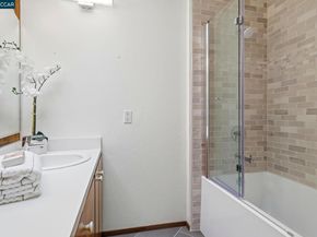 1603B Reliez Valley Road, Lafayette CA 94549