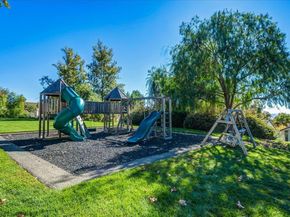 984 Waverly Cmn, Livermore CA 94551