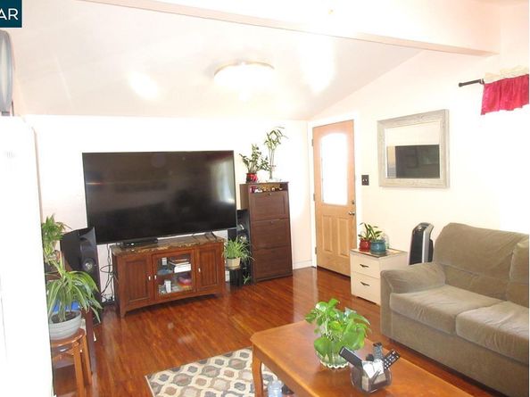 2106 Alfreda Blvd, San Pablo CA 94806