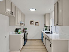 4201 Saturn Way, Union City CA 94587