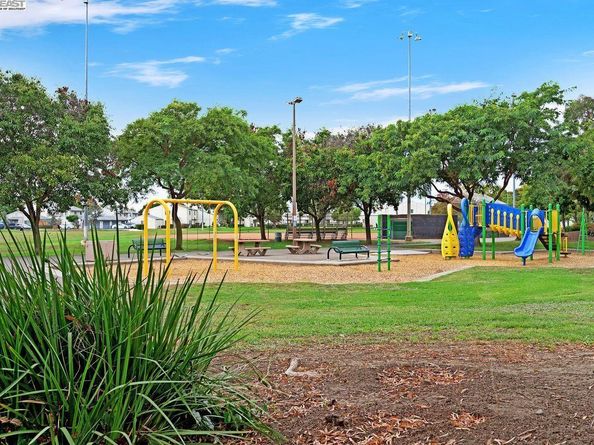 4201 Saturn Way, Union City CA 94587