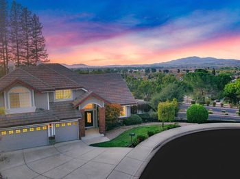2947 Chardonnay Dr