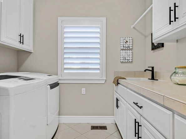 6315 Club House Dr, Pleasanton CA 94566