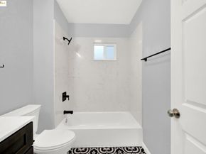 1418 102Nd Ave, Oakland CA 94603