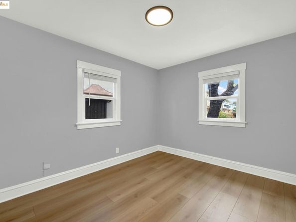 1418 102Nd Ave, Oakland CA 94603