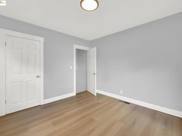 1418 102Nd Ave, Oakland CA 94603