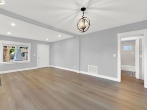 1418 102Nd Ave, Oakland CA 94603