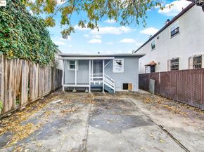 1418 102Nd Ave, Oakland CA 94603