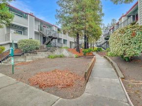 29621 Red Oak Ct 6, Hayward CA 94544