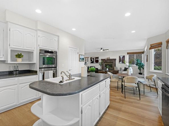 28475 Fox Hollow Dr, Hayward CA 94542