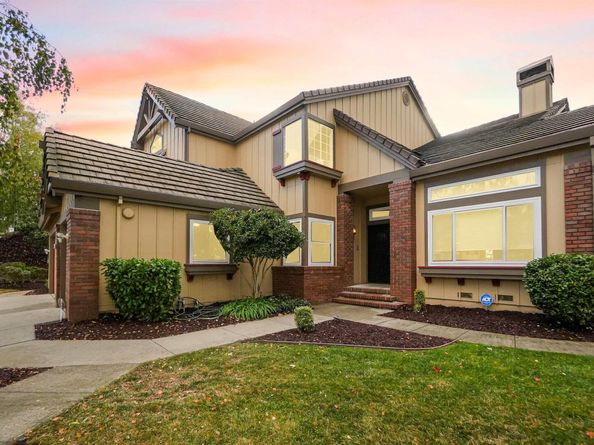 28475 Fox Hollow Dr, Hayward CA 94542