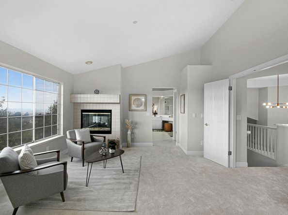 28475 Fox Hollow Dr, Hayward CA 94542