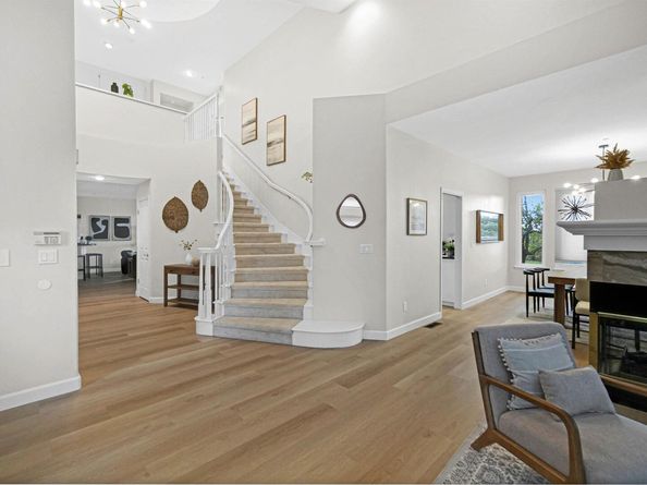 28475 Fox Hollow Dr, Hayward CA 94542