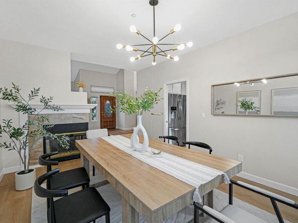 28475 Fox Hollow Dr, Hayward CA 94542