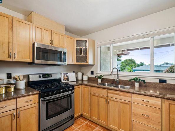 3141 Deseret Dr, Richmond CA 94803