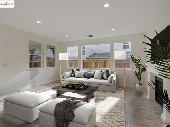 104 Laurel Oak Dr, Pleasant Hill CA 94523