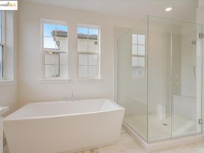 104 Laurel Oak Dr, Pleasant Hill CA 94523