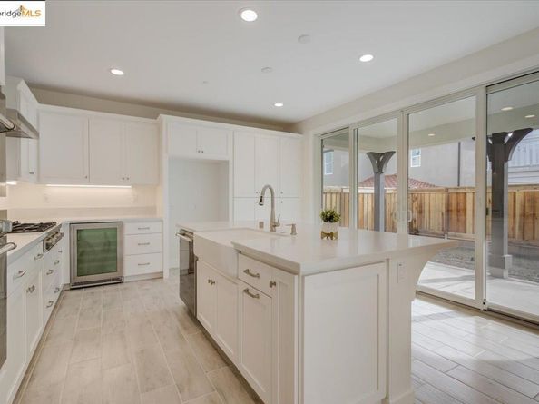 104 Laurel Oak Dr, Pleasant Hill CA 94523