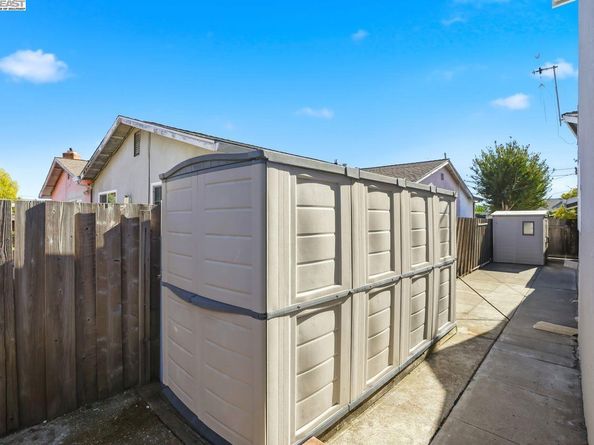 7767 Burnham Way, Dublin CA 94568