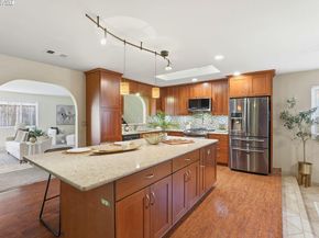 7767 Burnham Way, Dublin CA 94568