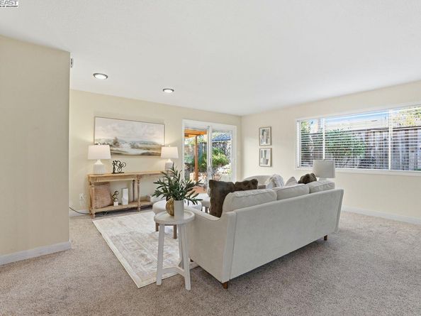 7767 Burnham Way, Dublin CA 94568