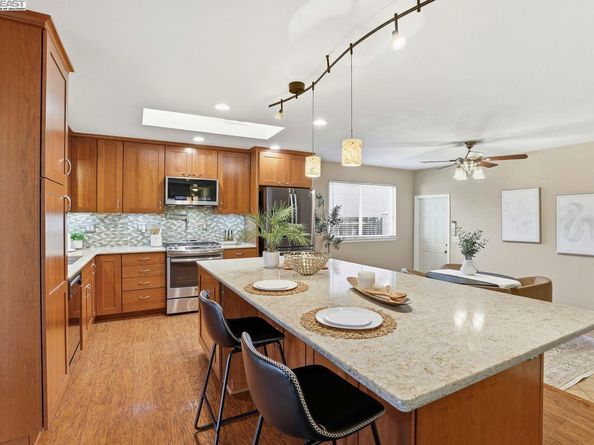 7767 Burnham Way, Dublin CA 94568