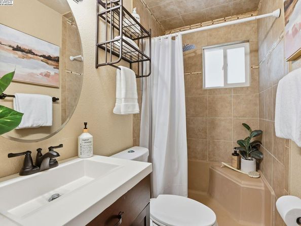 7767 Burnham Way, Dublin CA 94568