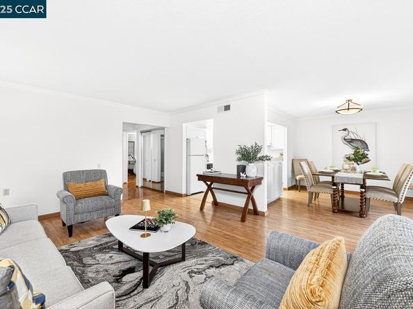 1400 Ptarmigan Dr 2, Walnut Creek CA 94595