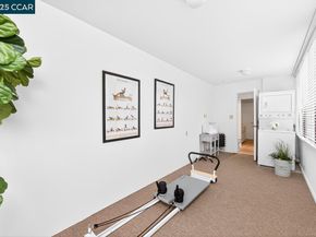 1400 Ptarmigan Dr 2, Walnut Creek CA 94595