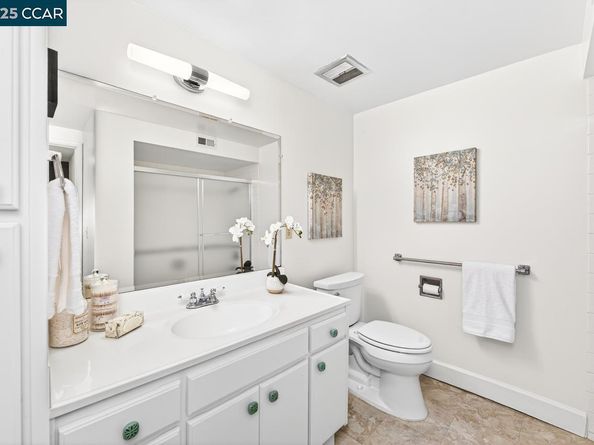 1400 Ptarmigan Dr 2, Walnut Creek CA 94595