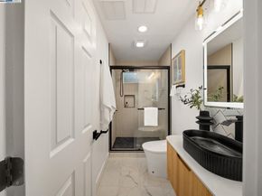 1607 Ward St, Hayward CA 94541